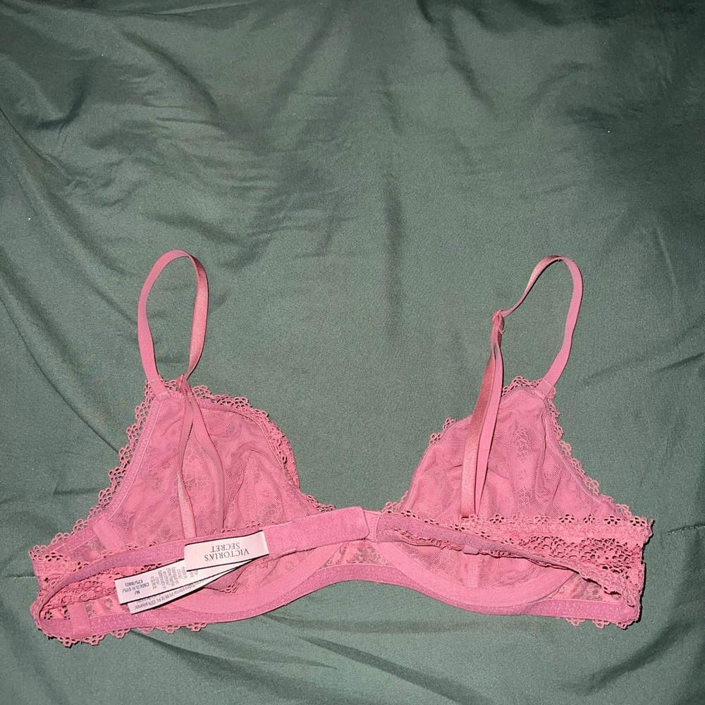 Victoria secret bralette. Only worn once. - Picture 4 of 4